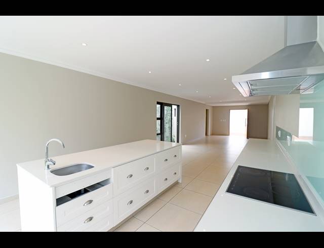 4 BEDROOM HOUSE FOR SALE IN NORWOOD